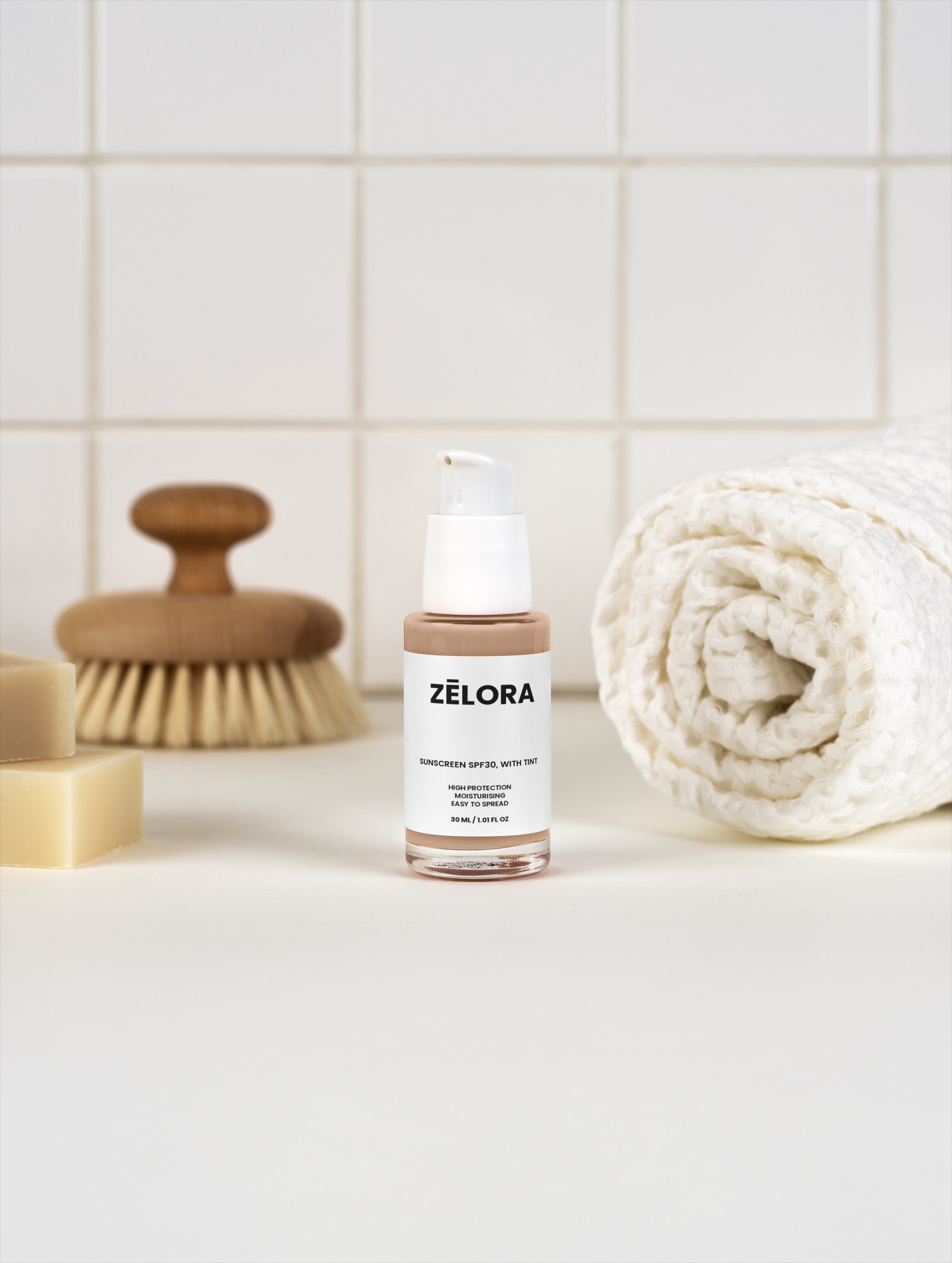 ZĒLORA Sunscreen SPF30, with tint